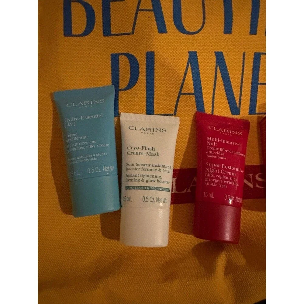 Clarinet set of 4 skincare plus tote